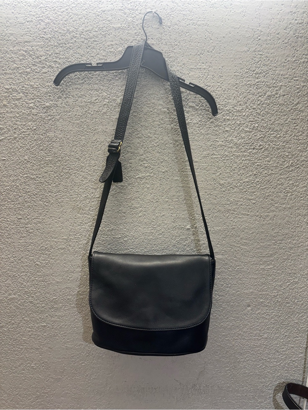 Coach Black Leather Messenger Bag for Men